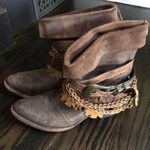Freebird by Steve Madden size 9 Yerba Brown boot